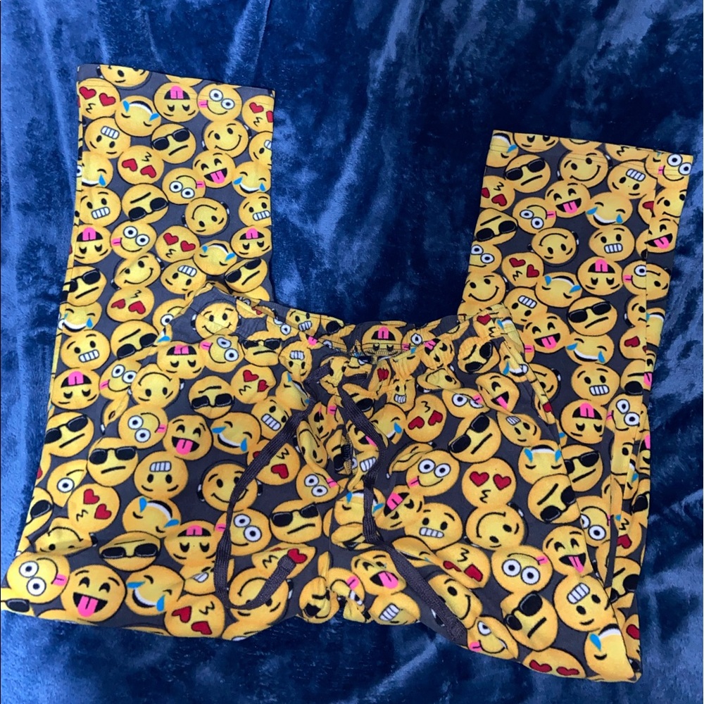 emoji pj pants